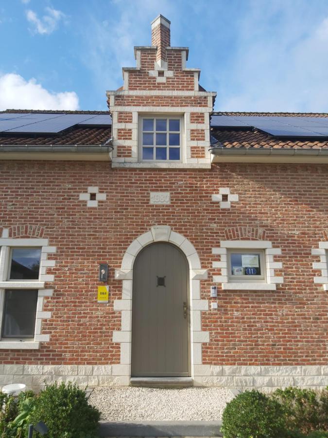 B&B Asmara Maasmechelen Buitenkant foto