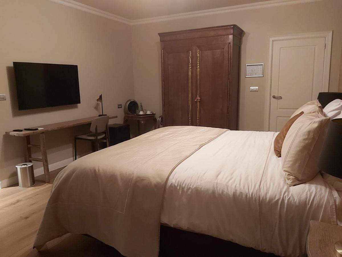 B&B Asmara Maasmechelen Buitenkant foto